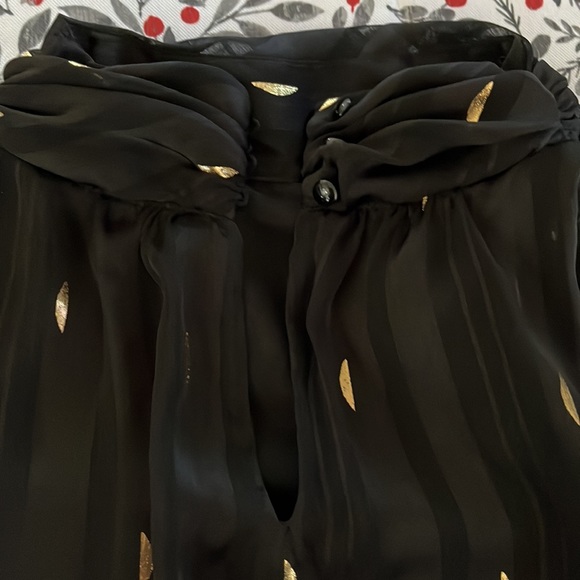 Zac & Rachel blouse. Size Large. Black and gold. - Picture 7 of 9